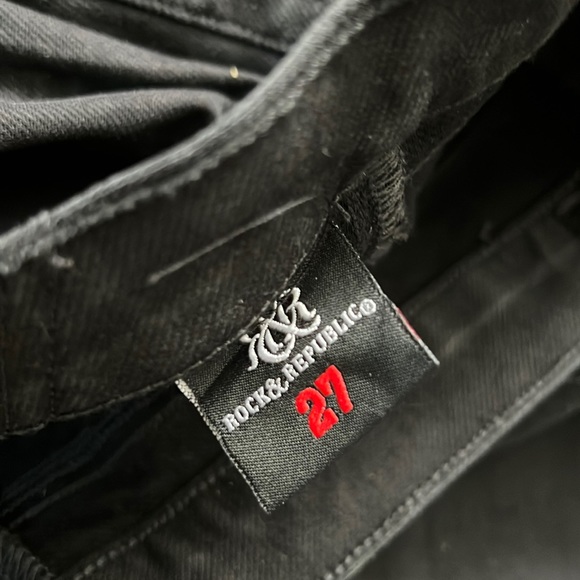 Women’s Rock & Republic Flare Jeans - Picture 5 of 5